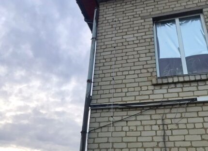 Монтаж системи блискавкозахисту на адміністративній будівлі ТОВ "Тульчинм'ясо" — Фото 8