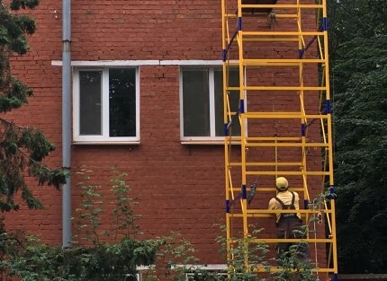 Монтаж блискавкозахисту на даху Вінницької міської клінічної лікарні швидкої медичної допомоги, що на вул. Київській, 68 — Фото 11