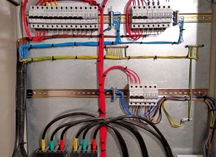 Електромонтажні роботи у багатоповерховому муніципальному будинку, що по вул. Маяковського 138 м. Вінниця — Фото 5